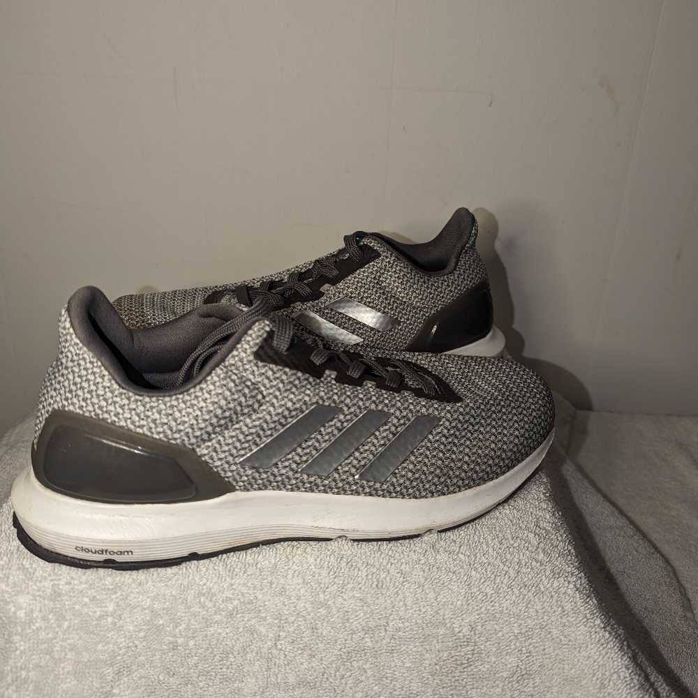 Men's  Adidas Cosmic 2 SL CP9490 Gray Cloudfoam Running Shoes Sneakers Size 8